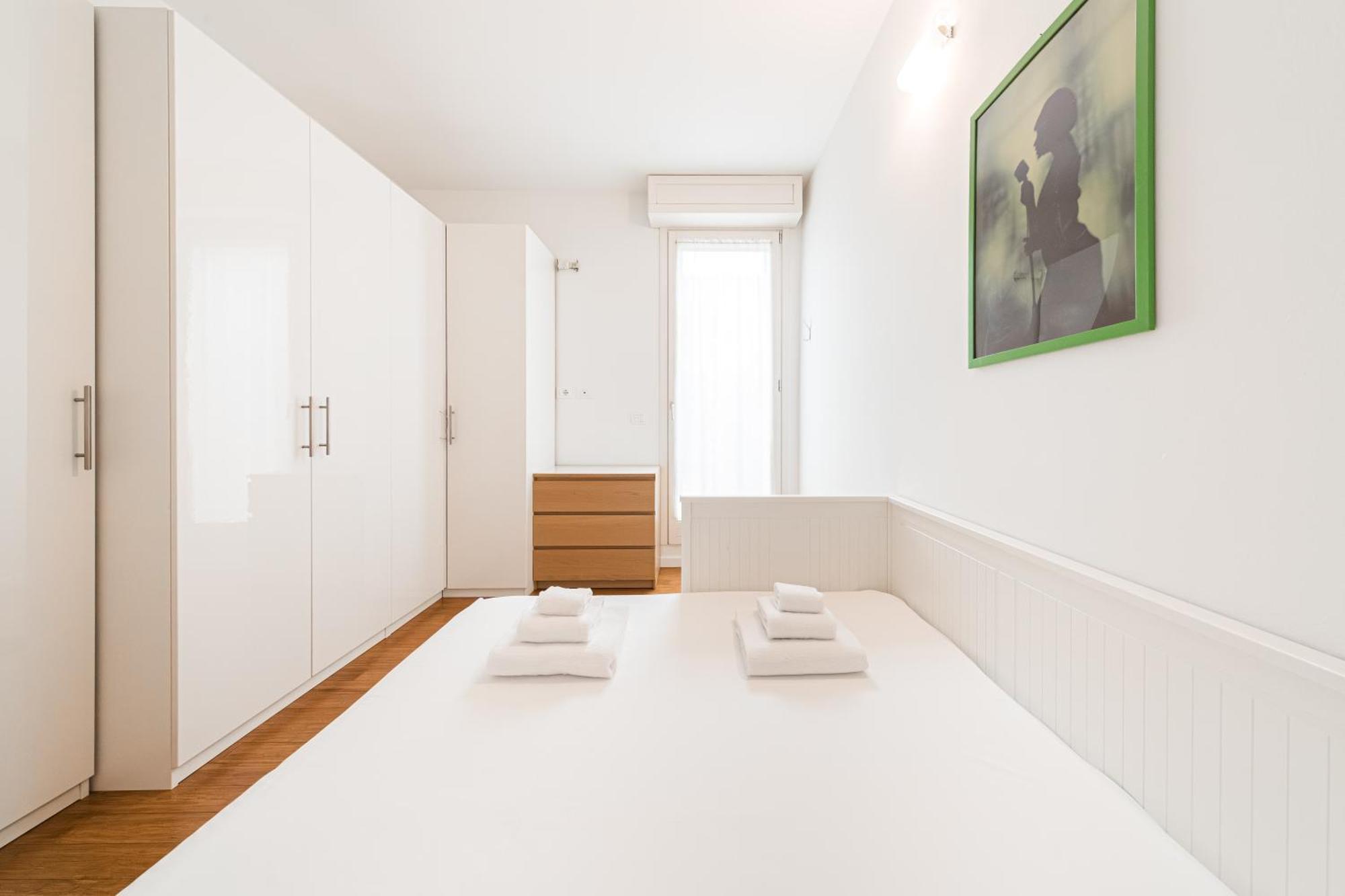 Nettuno Apartment - Private Garden In Bologna Center Exterior photo