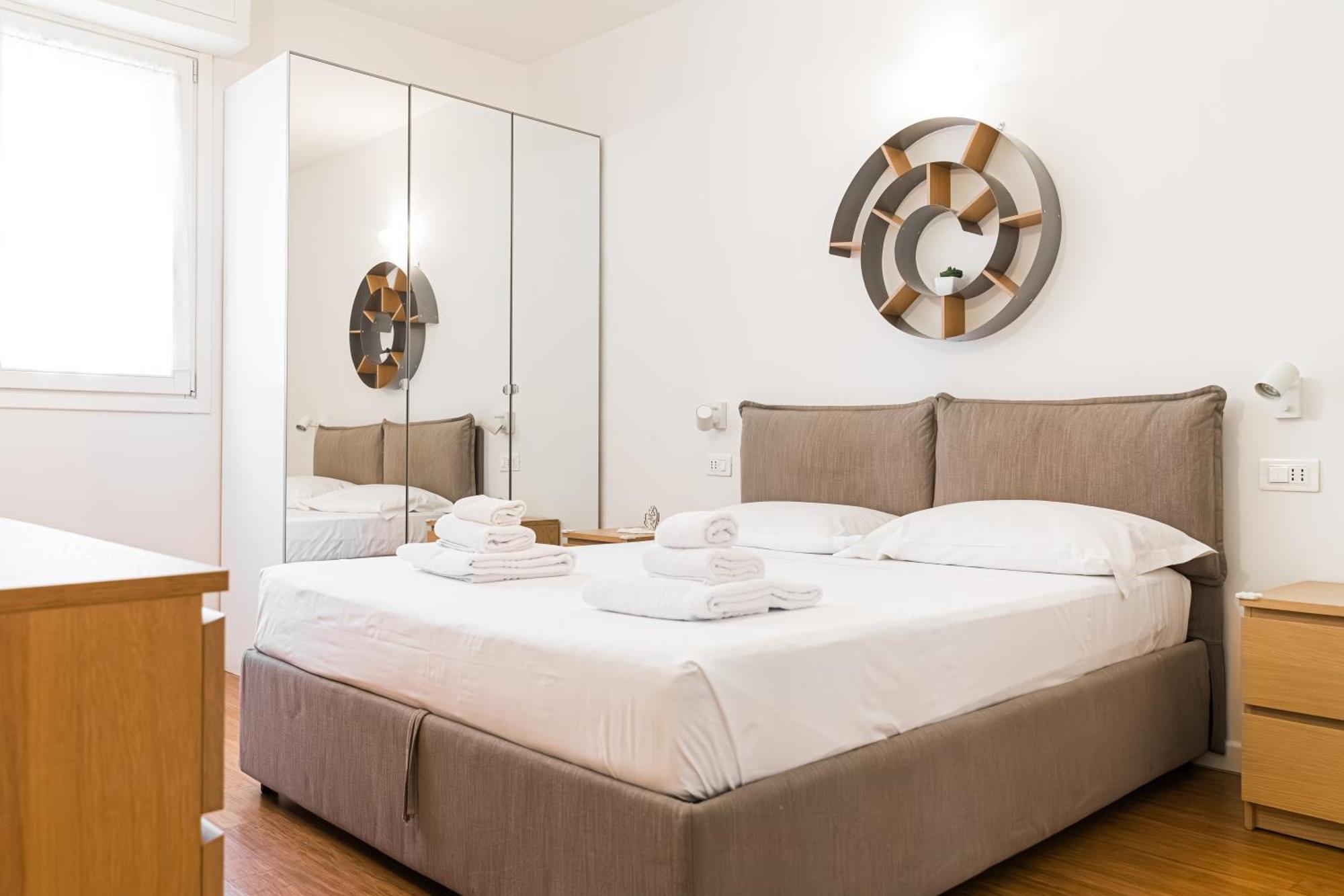 Nettuno Apartment - Private Garden In Bologna Center Exterior photo